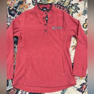 Netflix & Chill pullover size medium